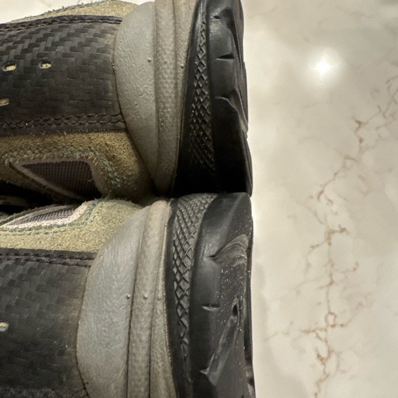 Asolo Women's Hiking Boots - Gray and Olive Goretex Vibram Sole / 10 - Picture 8 of 13